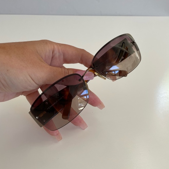 Auth VTG CHANEL Sunglasses 4117-B - Picture 12 of 12